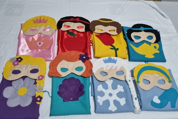 Kit Capa e Máscara Princesa
