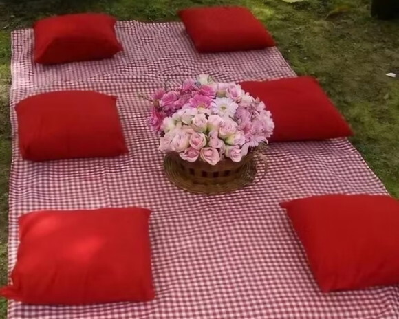 Kit Picnic com Toalha e Almofada