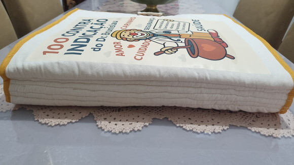 Livro Personalizado Tecido Doutor da Alegria