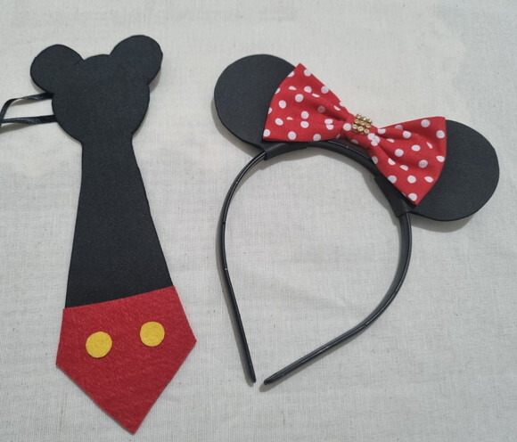Tiara ou Gravata Minnie ou Mickey Lembrancinha
