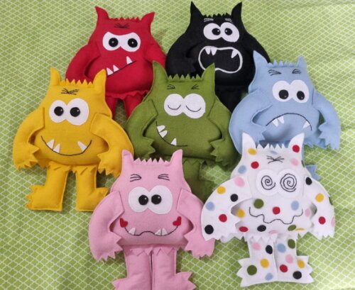 Monstro das Cores- 22cm