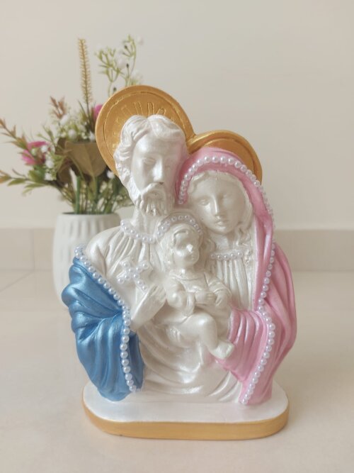 Sagrada Família 19cm de altura gesso para casamento