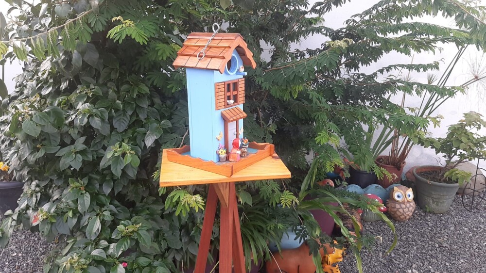 Casinha Comedouro para Pássaros em Madeira | Eu Criativo