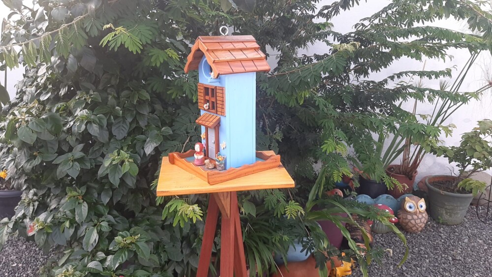 Casinha Comedouro para Pássaros em Madeira | Eu Criativo