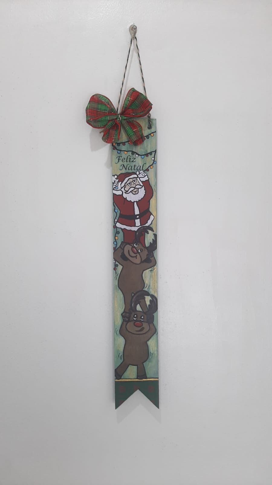 Plaquinha de Natal em madeira Pintada e Decorada