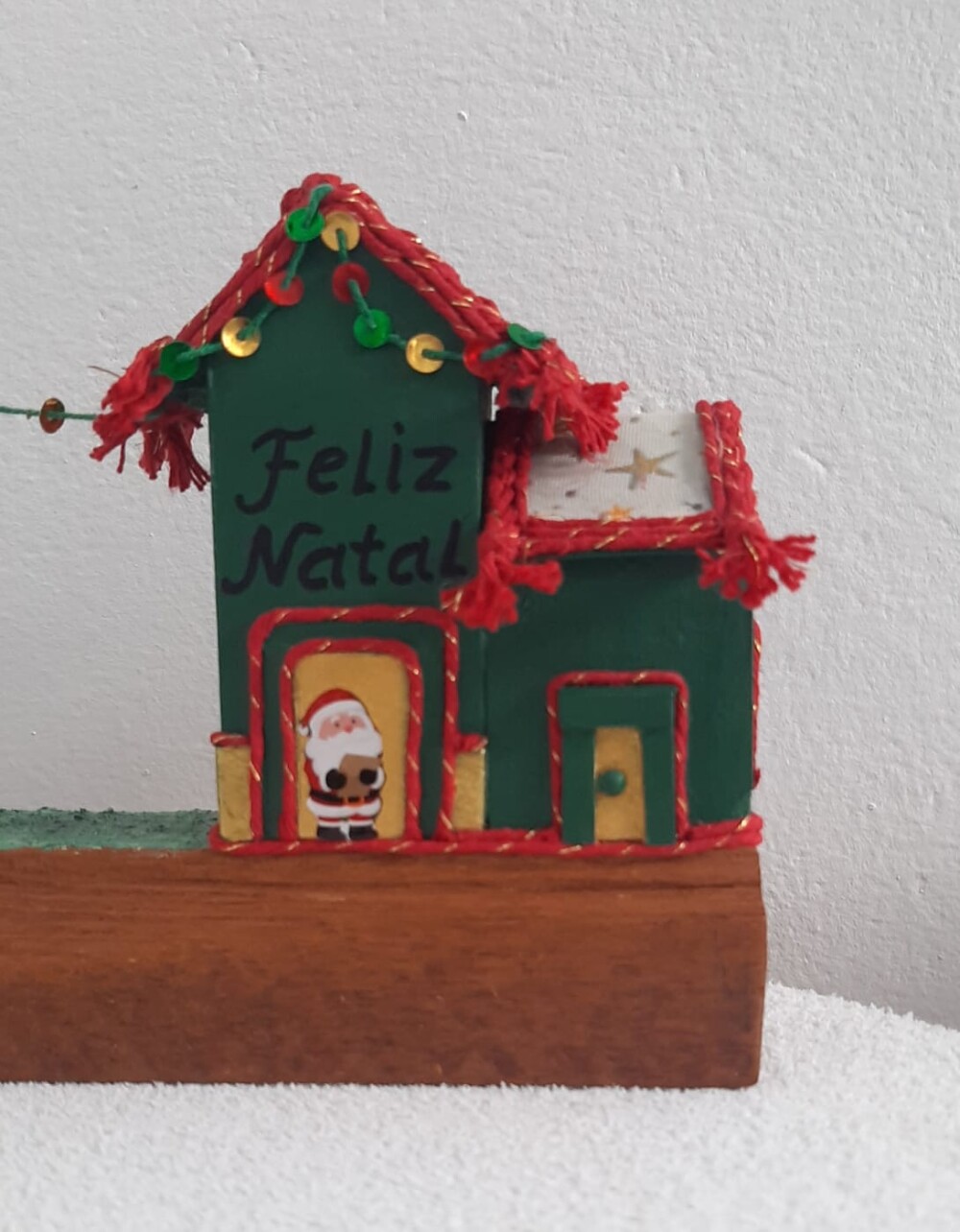 Casinha de Natal em Madeira Artesanal Decorativa