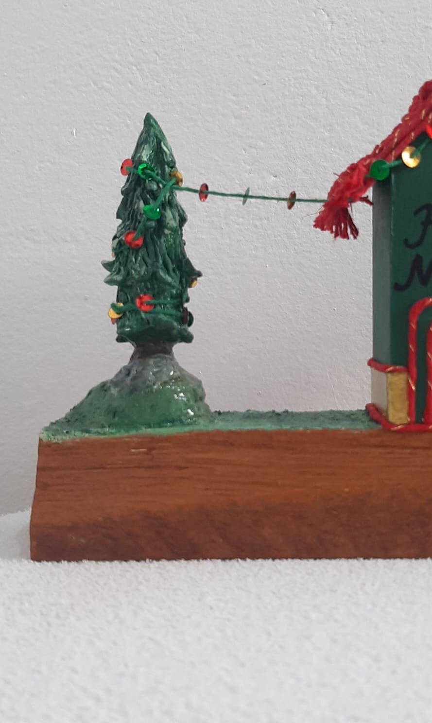 Casinha de Natal em Madeira Artesanal Decorativa