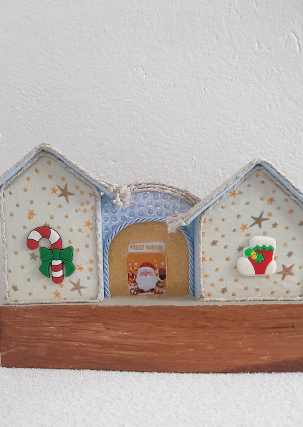 Casinha de Natal em Madeira Artesanal Decorativa
