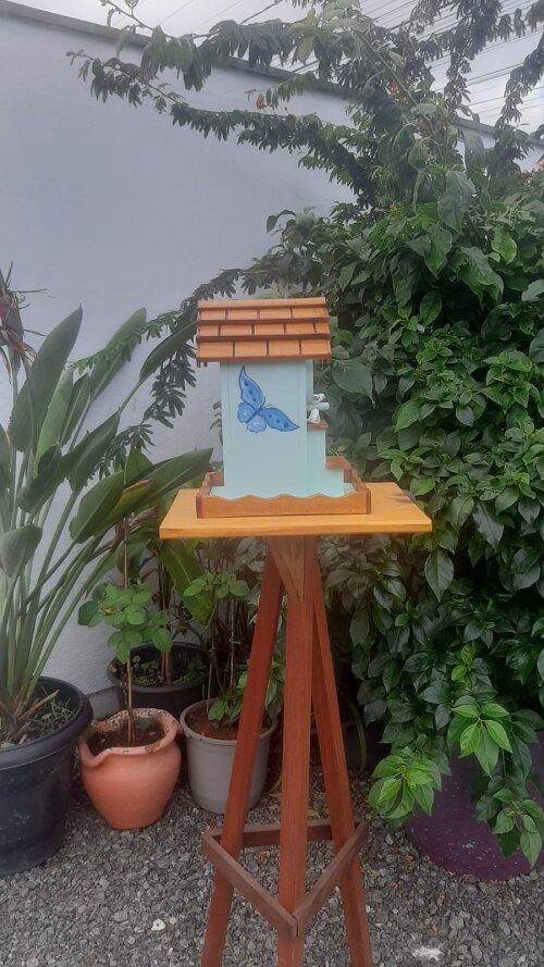 Casinha Comedouro para Pássaros Verde em Madeira Pintada à Mão