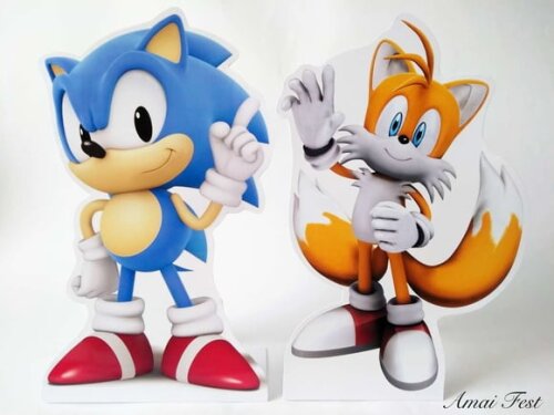 8 Displays de Mesa - Sonic