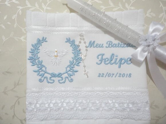 Toalha e Vela para Batizado