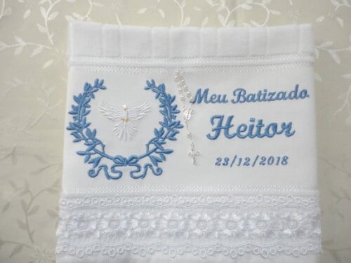 Toalha para Batizado Bordada