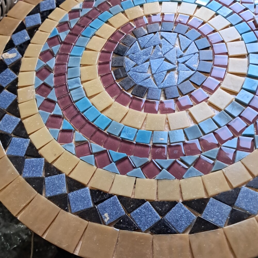 Tampo de mesa . 80cm Não inclui os pés