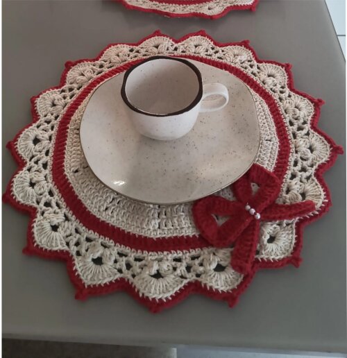 Sousplat de crochê lacinho - Cópia