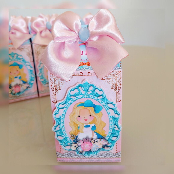 Caixa Milk Alice no País das Maravilhas