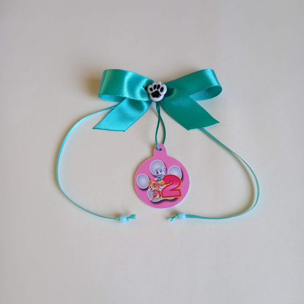 Laço cetim tag personalizada lembrança de aniversário menina