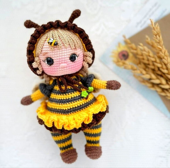 Receita Boneca Abelha Amigurumi