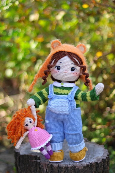 Receita Boneca de Jardineira Amigurumi