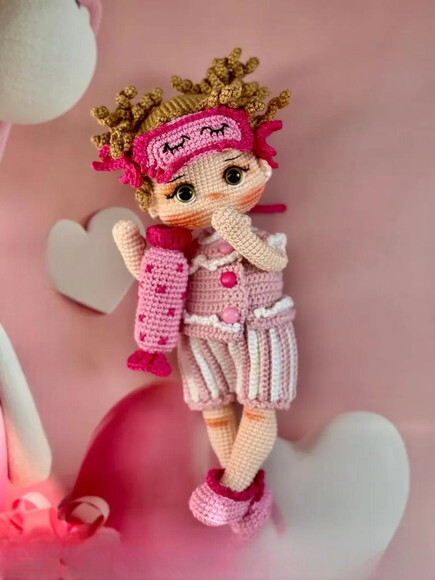 Receita Boneca de Pijama Amigurumi