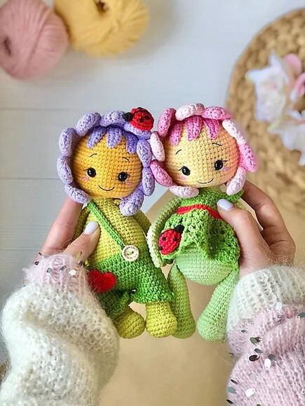 Receita Boneca Flor Amigurumi