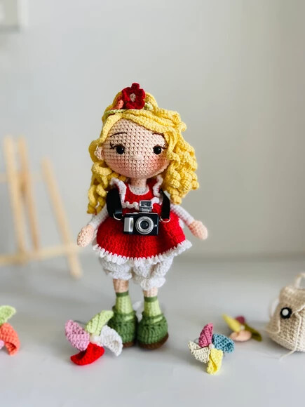Receita Boneca Fotografa Amigurumi