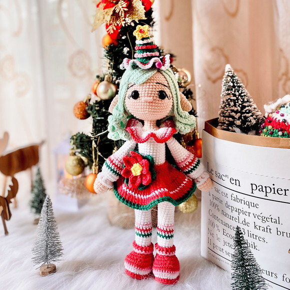 Receita Boneca Natalina Amigurumi