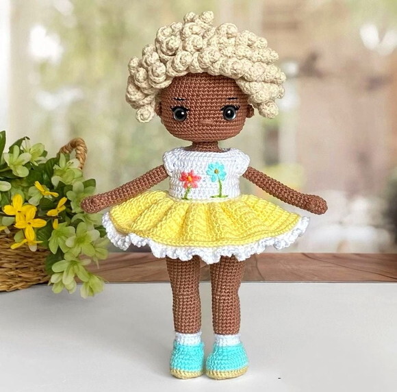 Receita Boneca Negra Amigurumi