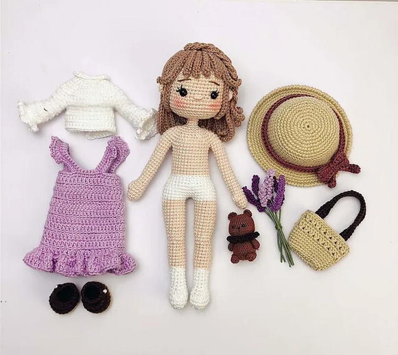 Receita Boneca Troca de Roupa Amigurumi