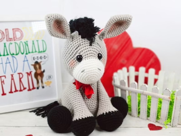 Receita Burrinho Amigurumi