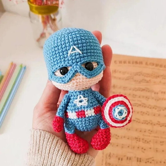 Receita Capitão America Amigurumi