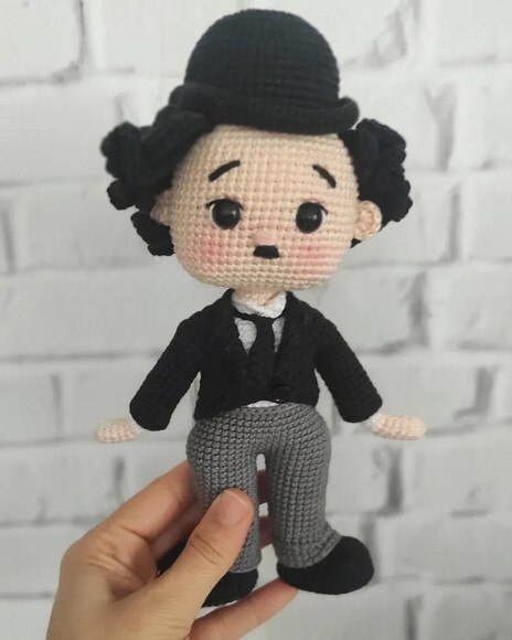 Receita Charlie Chaplin Amigurumi