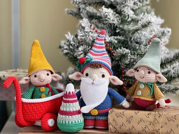 Receita Duende Natalino Amigurumi.webp
