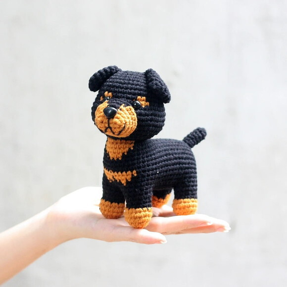 Receita Rottweiler Amigurumi