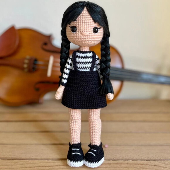 Receita Wandinha Amigurumi