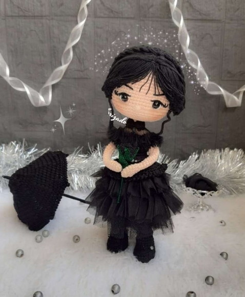 Receita Wandinha Amigurumi