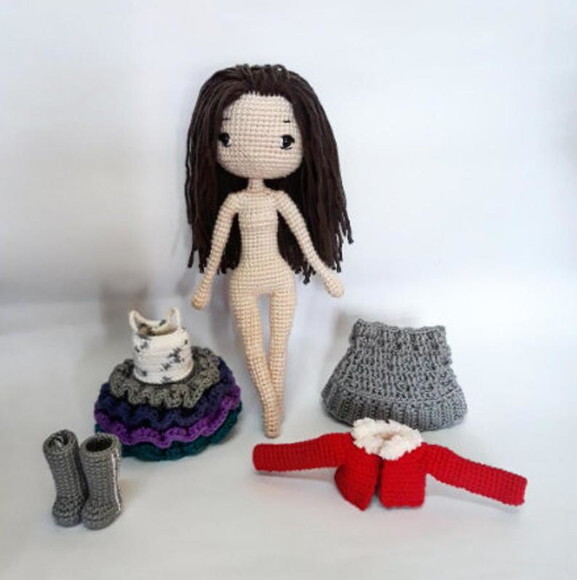 Receitas em PDF- Boneca Amigurumi