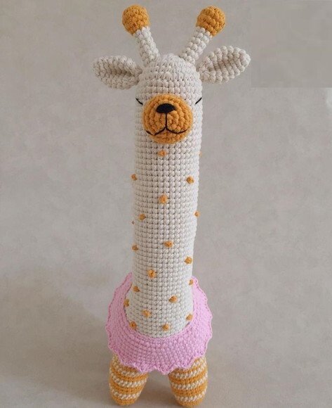 Receitas em PDF- Girafa Amigurumi