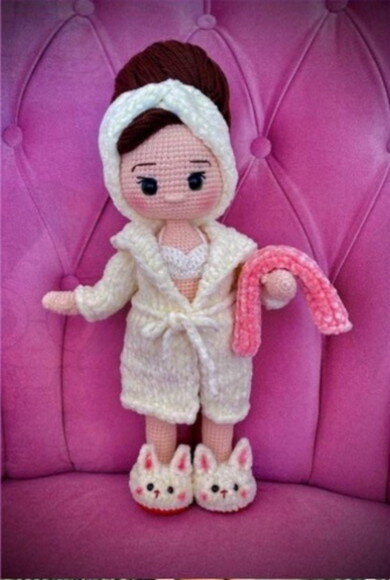 Receita Boneca de Pijama Amigurumi