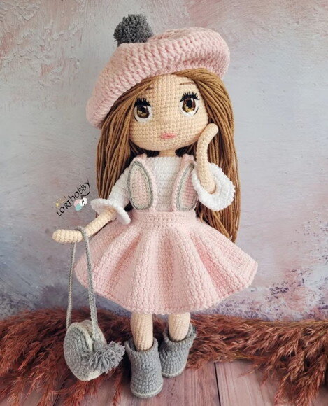 Receita Boneca Estilista Amigurumi