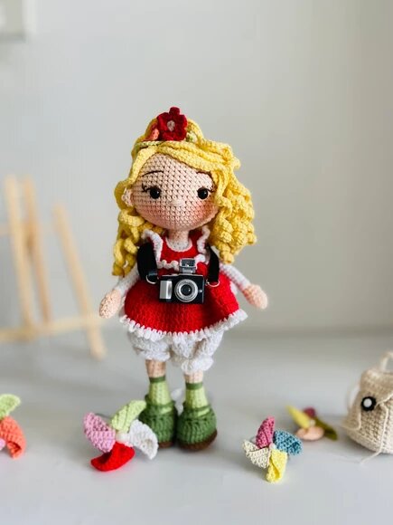 Receita Boneca Fotografa Amigurumi