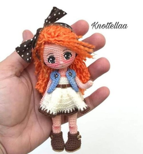 Receita Boneca Mini Amigurumi
