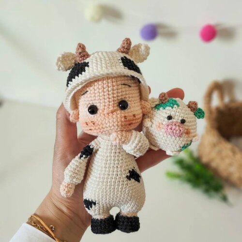 Receita Boneca Vaquinha Amigurumi