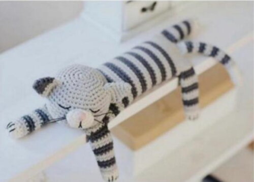 Receita Gato Deitado Amigurumi