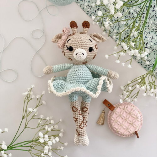 Receita Girafa Bailarina Amigurumi