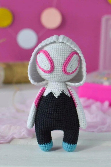 Receita Homen Aranha Gwen Amigurumi