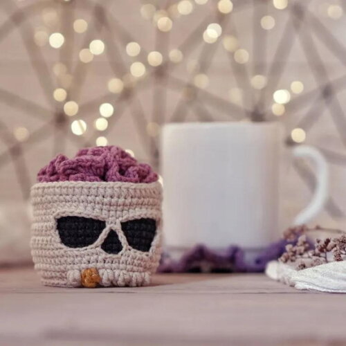 Receita Porta Copo Caveira Amigurumi