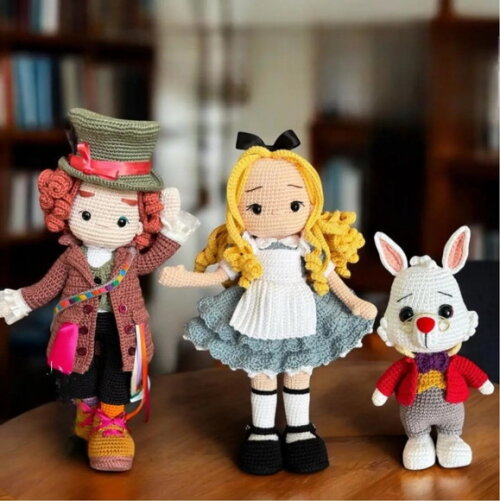 Receita Turma Alice Amigurumi
