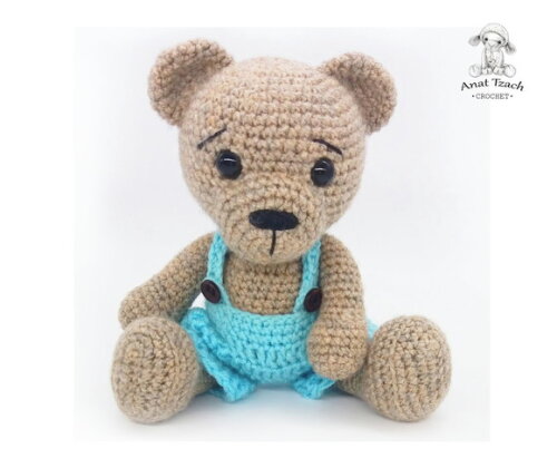 Receita Urso de Macacão Amigurumi