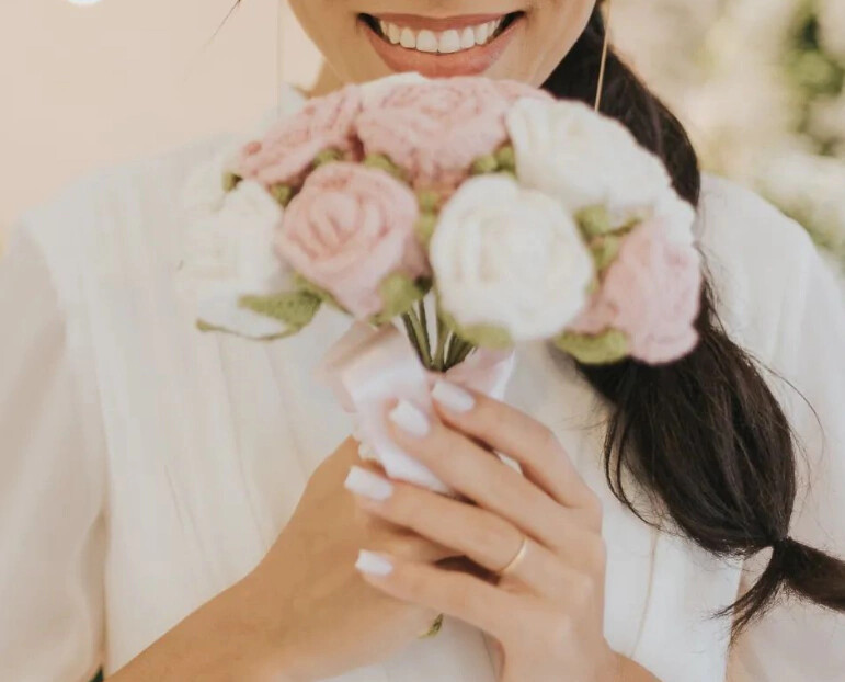 Buquê de Rosas de Crochê para Casamento