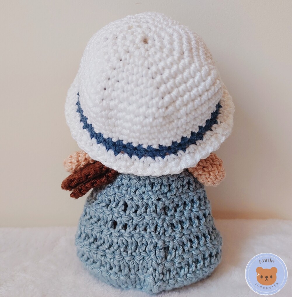 Boneca de Crochê Jane Austen Amigurumi
